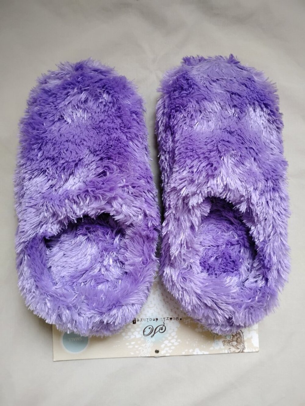 So Women's Feathered Plush Clog Slippers, Small (Size 5-6), Orchid